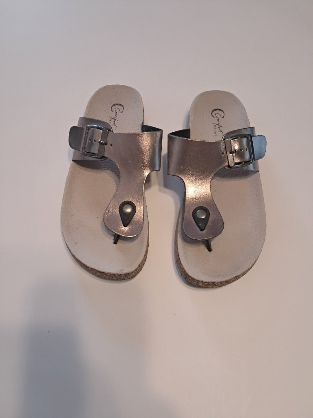 Comfort brand sandals size 6